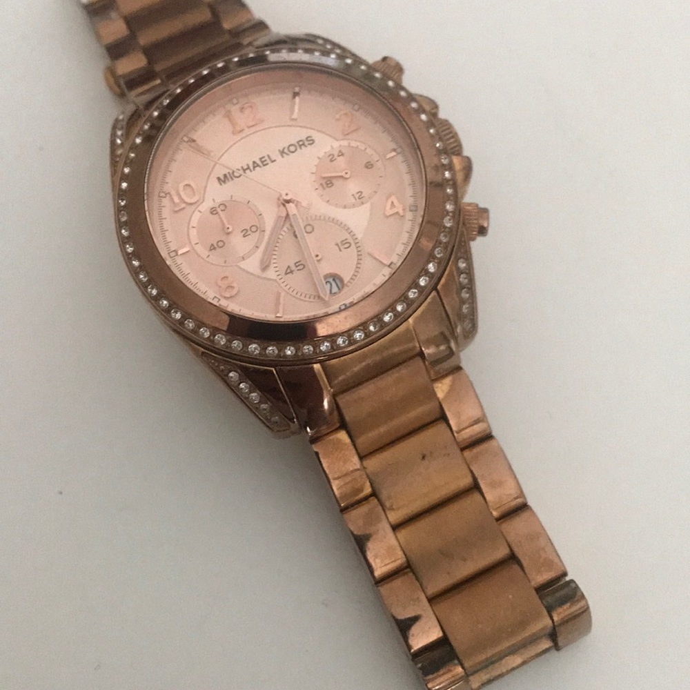 Michael Kors rose gold watch